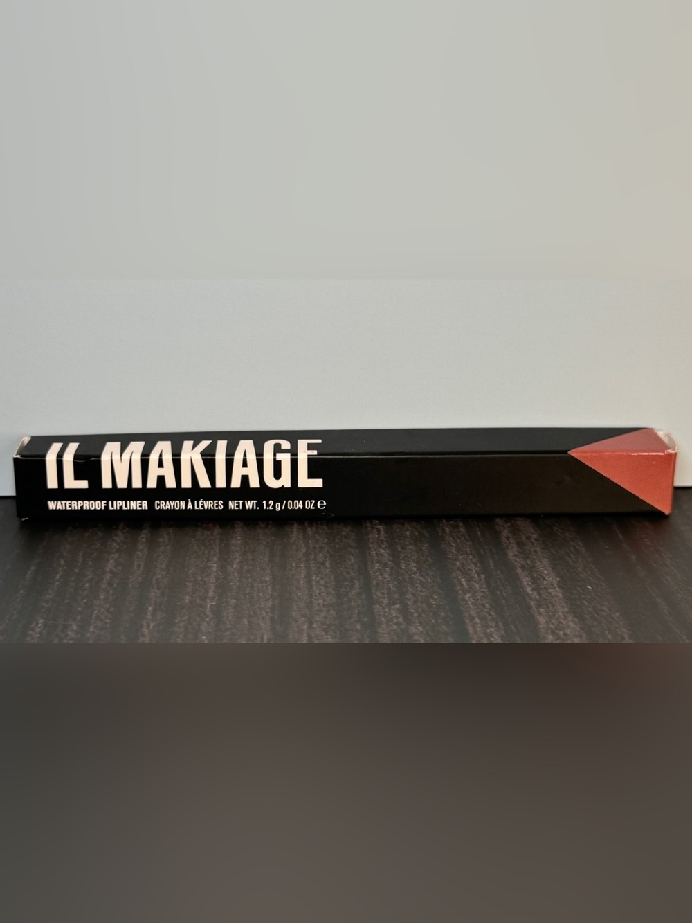 IL MAKIAGE WATERPROOF LIP LINER (Antique 501) NIB 1.2 g / 0.04 oz